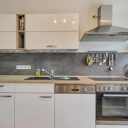 1 Bedroom Beautiful In