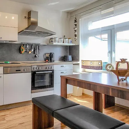 Апартаменты 1 Bedroom Beautiful In